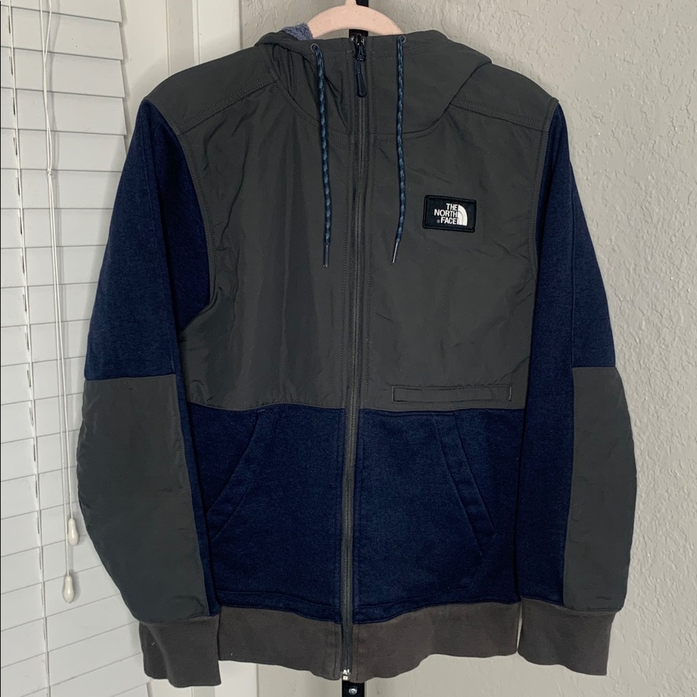 The North Face Dark Gray and Navy Jacket mens medium